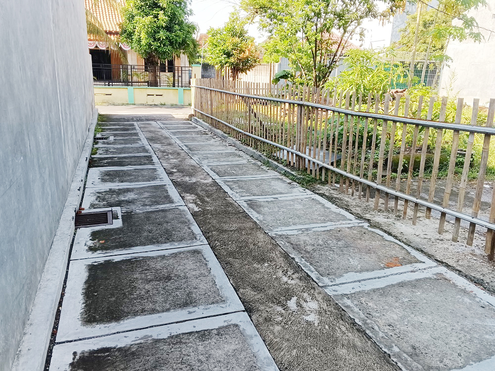 Properti untuk dijual dan disewa - Tanah Dijual di Colomadu Karanganyar Dekat RS JIH Solo, Solo Square Mall, De Tjolomadoe, The Heritage Palace, Kampus UMS, Bandara Adisumarmo
